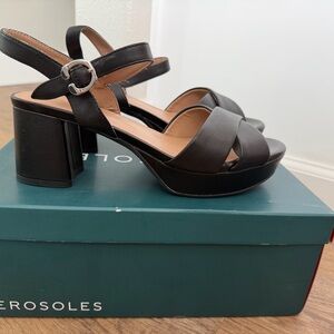 AEROSOLES Black Platform Heels